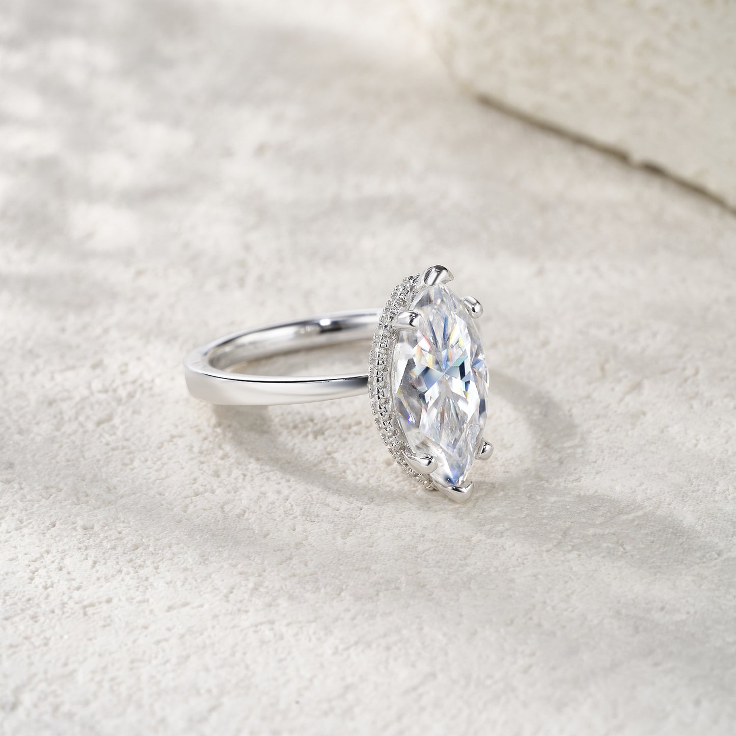 Anillo Moonlight Glow