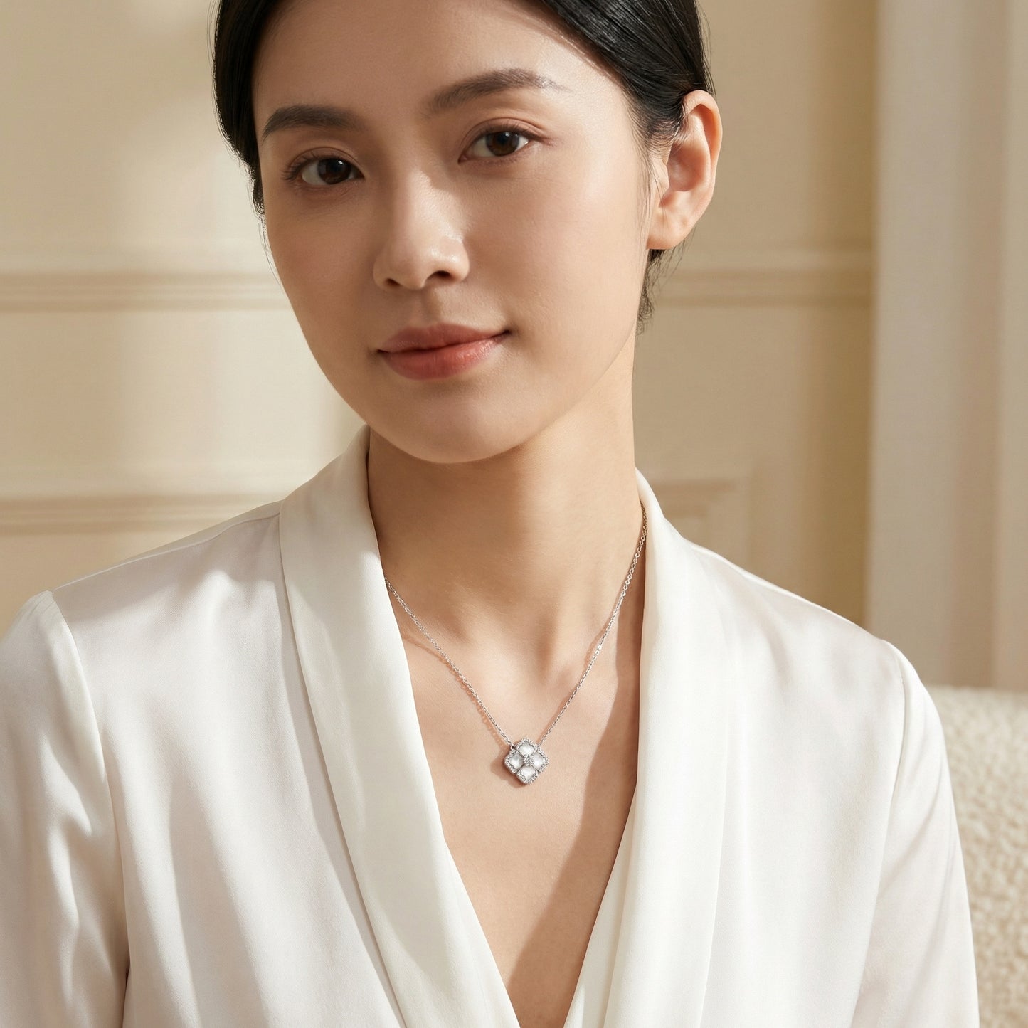 Aro Pearl and Diamond Floral